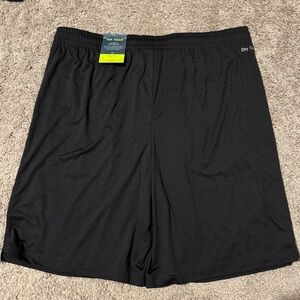 Tek Gear 9” Inseam Black Men's Shorts Size XL New With Tags